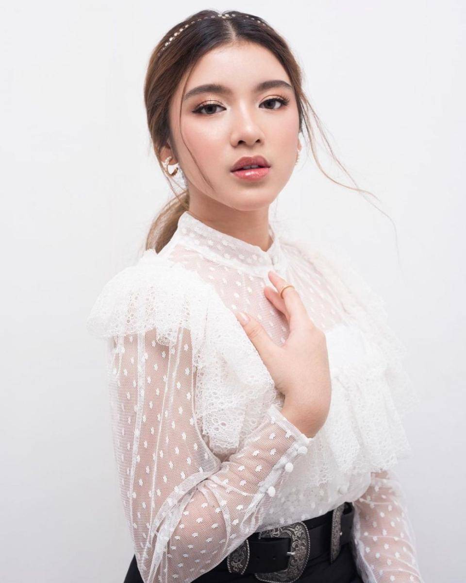 Tiara Andini (instagram.com/tiaraandini/)