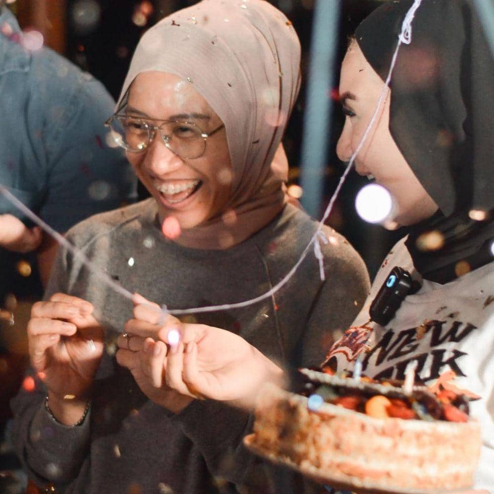 Santi Arifin (instagram.com/_irishbella_)