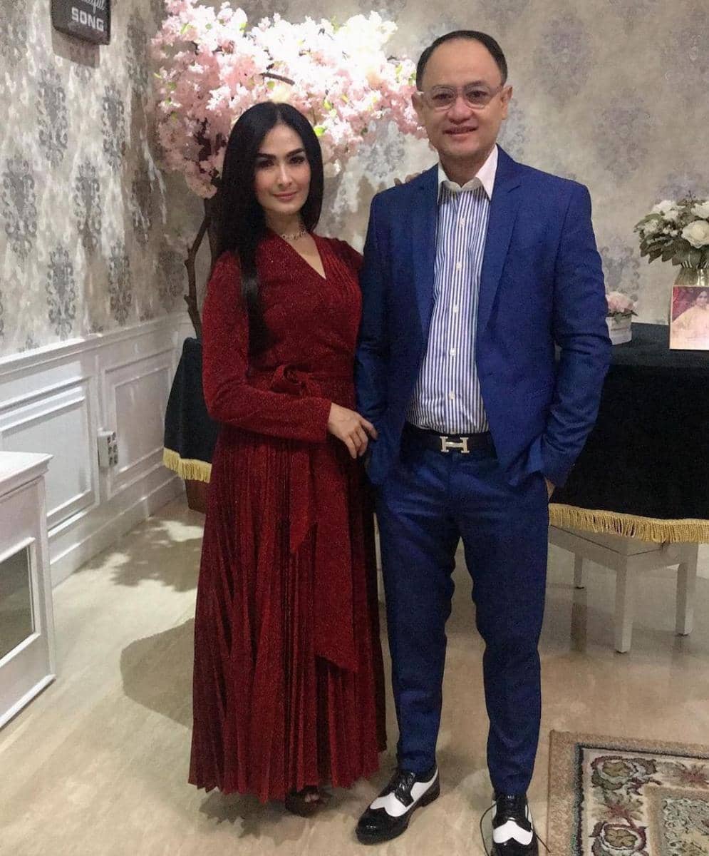 Iis Dahlia (instagram.com/isdadahlia)