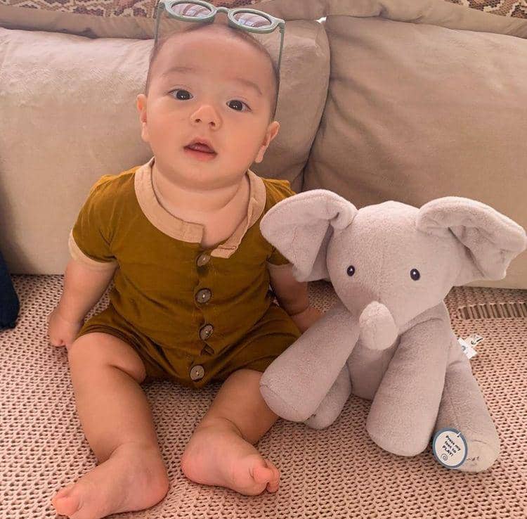 Athar vs air (Instagram.com/_irishbella_)