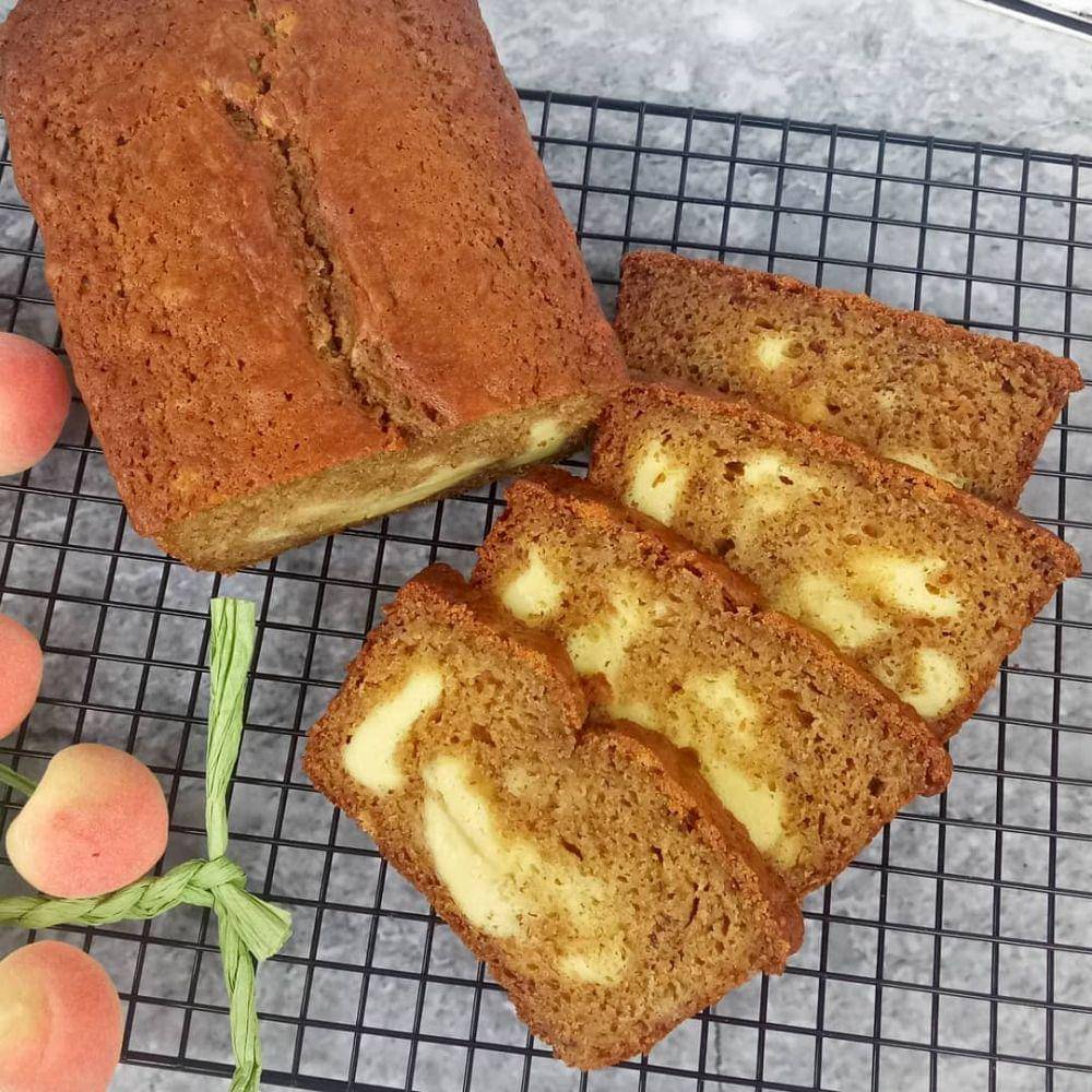 roti pisang cream cheese (instagram.com/f.hellen.g)