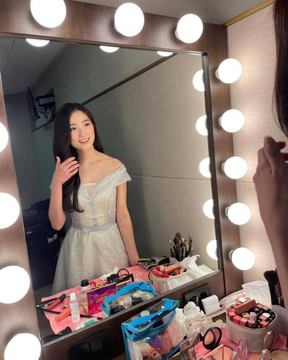Kim Hye Yoon (instagram.com/hye_yoon1110)