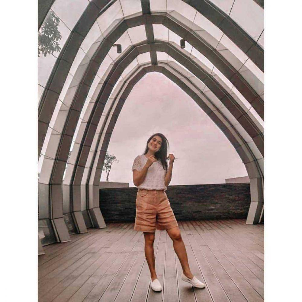 Ayu Inten (instagram.com/ayu.inten)