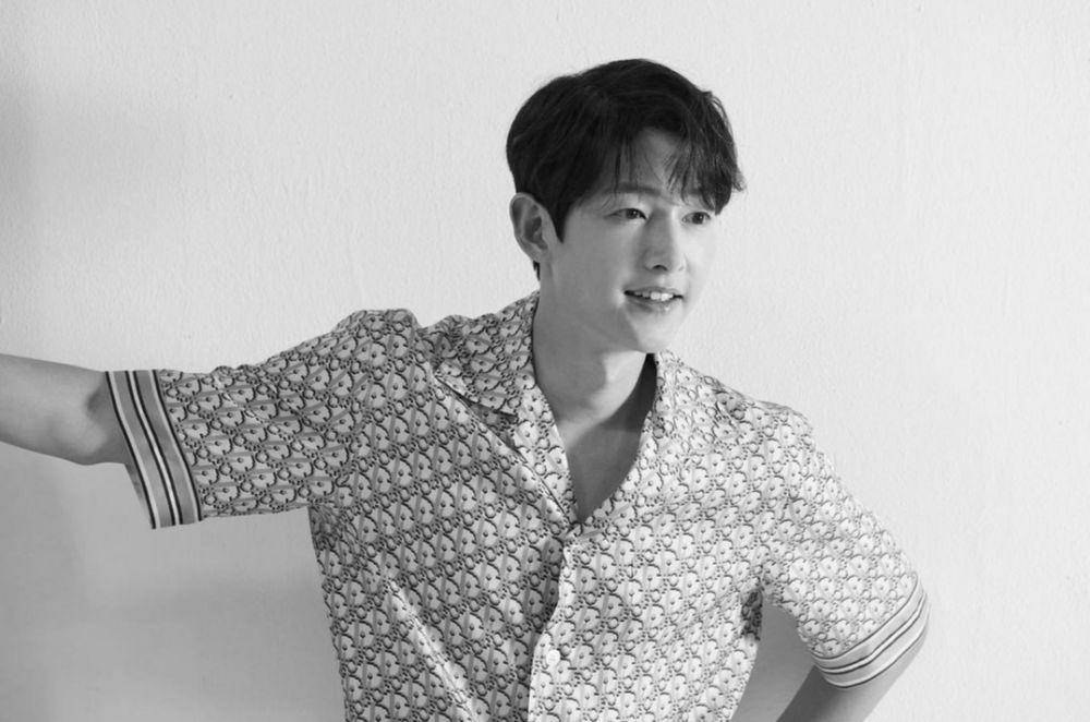 Song Joong Ki (instagram.com/hi_song joongki)