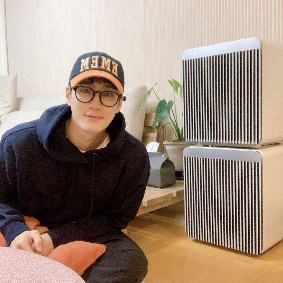 Ahn Bo Hyun (instagram.com/bohyunahn)