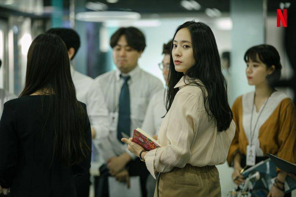 Krystal di film Sweet and Sour (instagram.com/netflixkr)