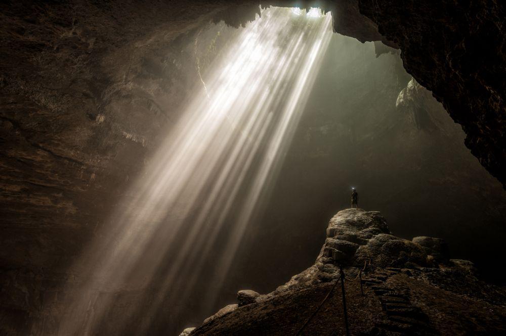 6 Fakta Menarik Goa Jomblang, Goa Vertikal Gunung Kidul yang Mendunia