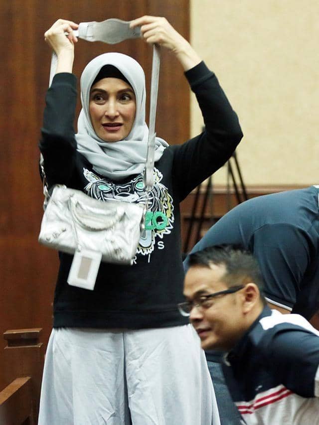 Ineke Koesherawati (instagram.com/inekekoes)