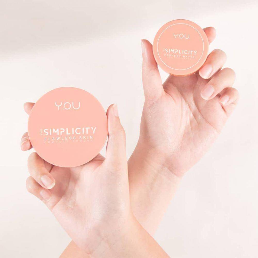 Y.O.U Flawless Compact Powder. (instagram.com/thesimplicity.official)
