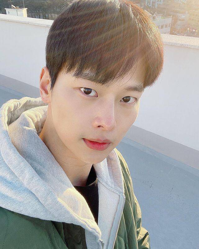 N VIXX (Instagram.com/vixx_stargram)