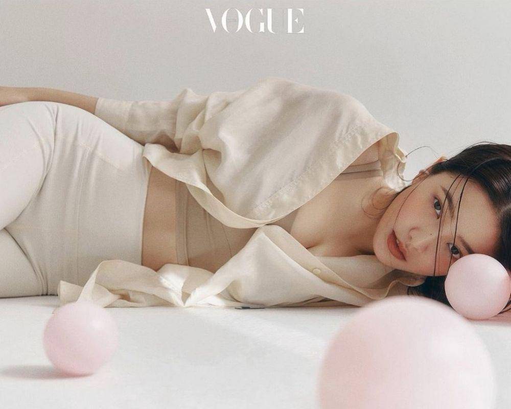 Yeri Red Velvet di Majalah Vogue Korea Juni 2021 (instagram.com/yerimiese)