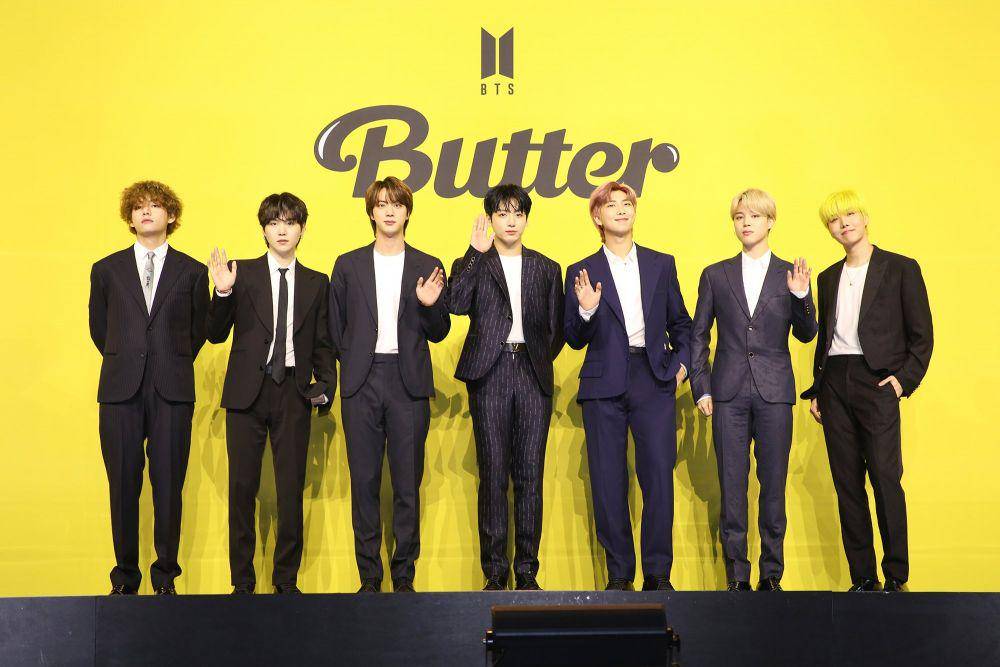 BTS (twitter.com/Kpop_Herald)