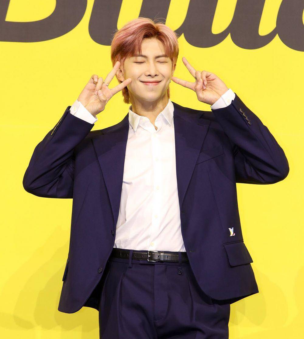 RM BTS (twitter.com/BuzzFeedDaebak)