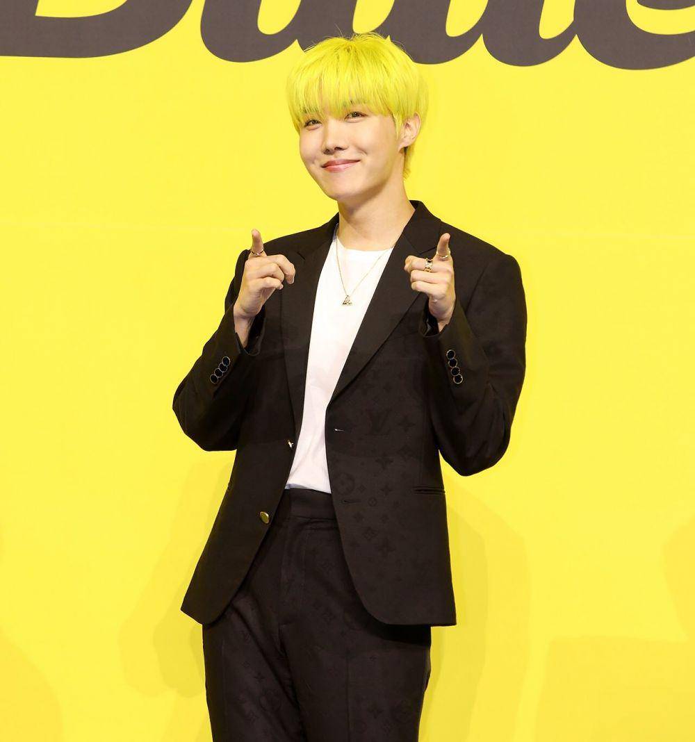 J-Hope BTS (twitter.com/BuzzFeedDaebak)