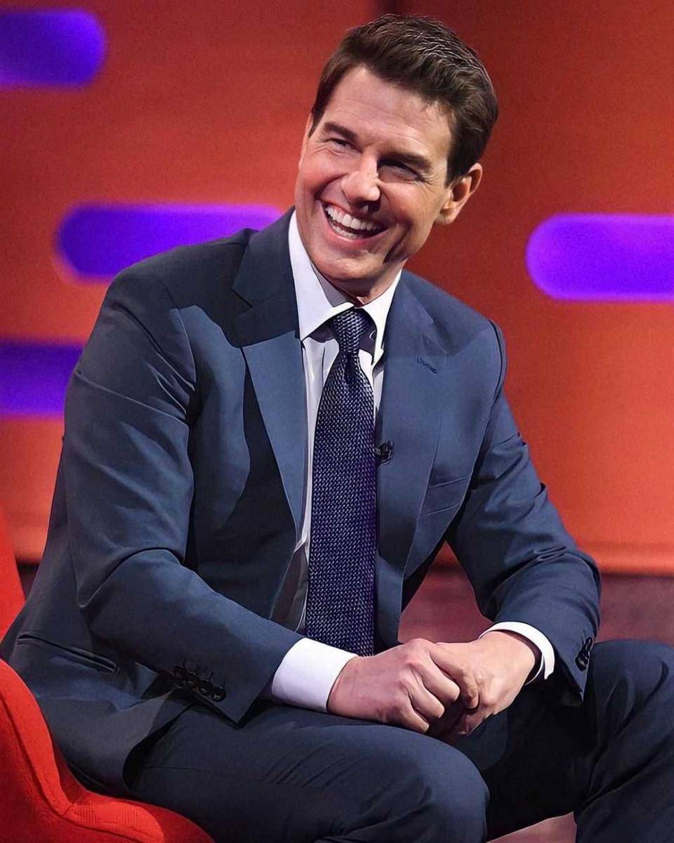 Tom Cruise (instagram.com/tomcruisesource)