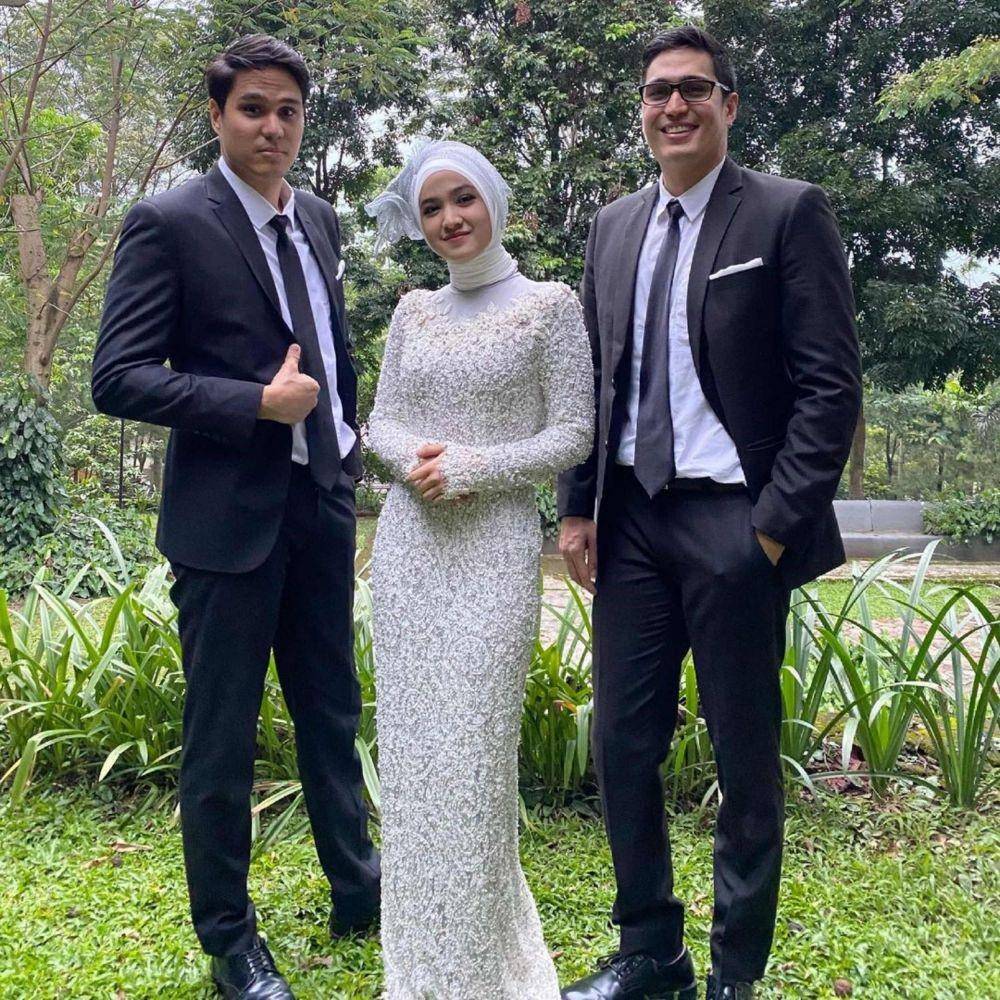 Kebersamaan cast Samudra Cinta selama syuting. (Instagram.com/mischach/)