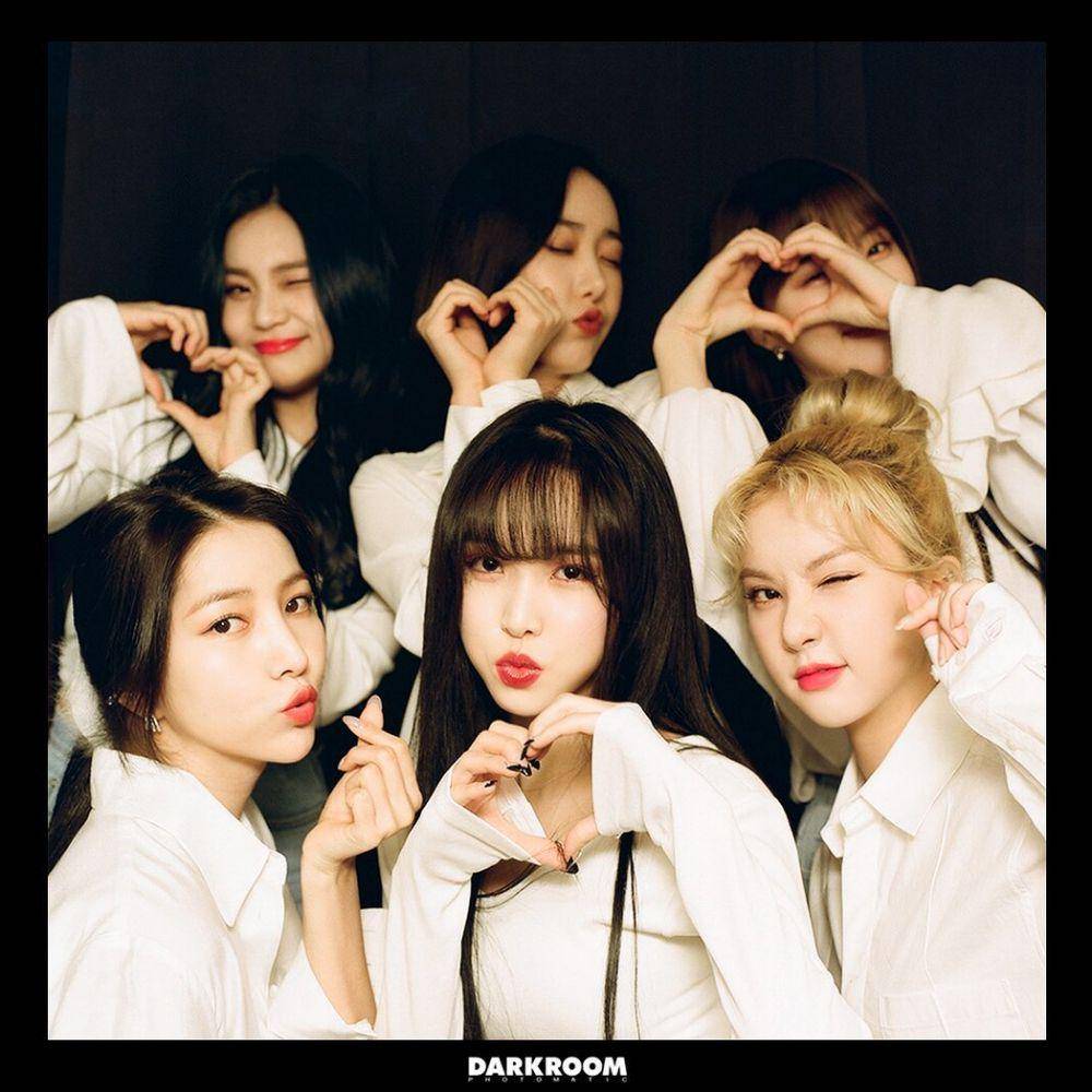 GFriend (instagram.com/gfriendofficial)