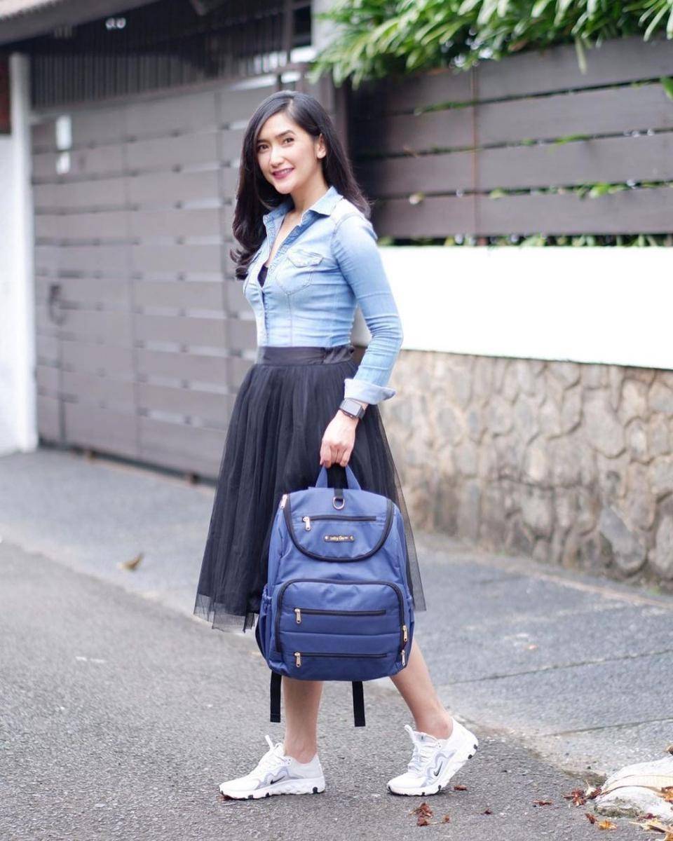 Zora Vidyanata (instagram.com/zoravidyanata/)