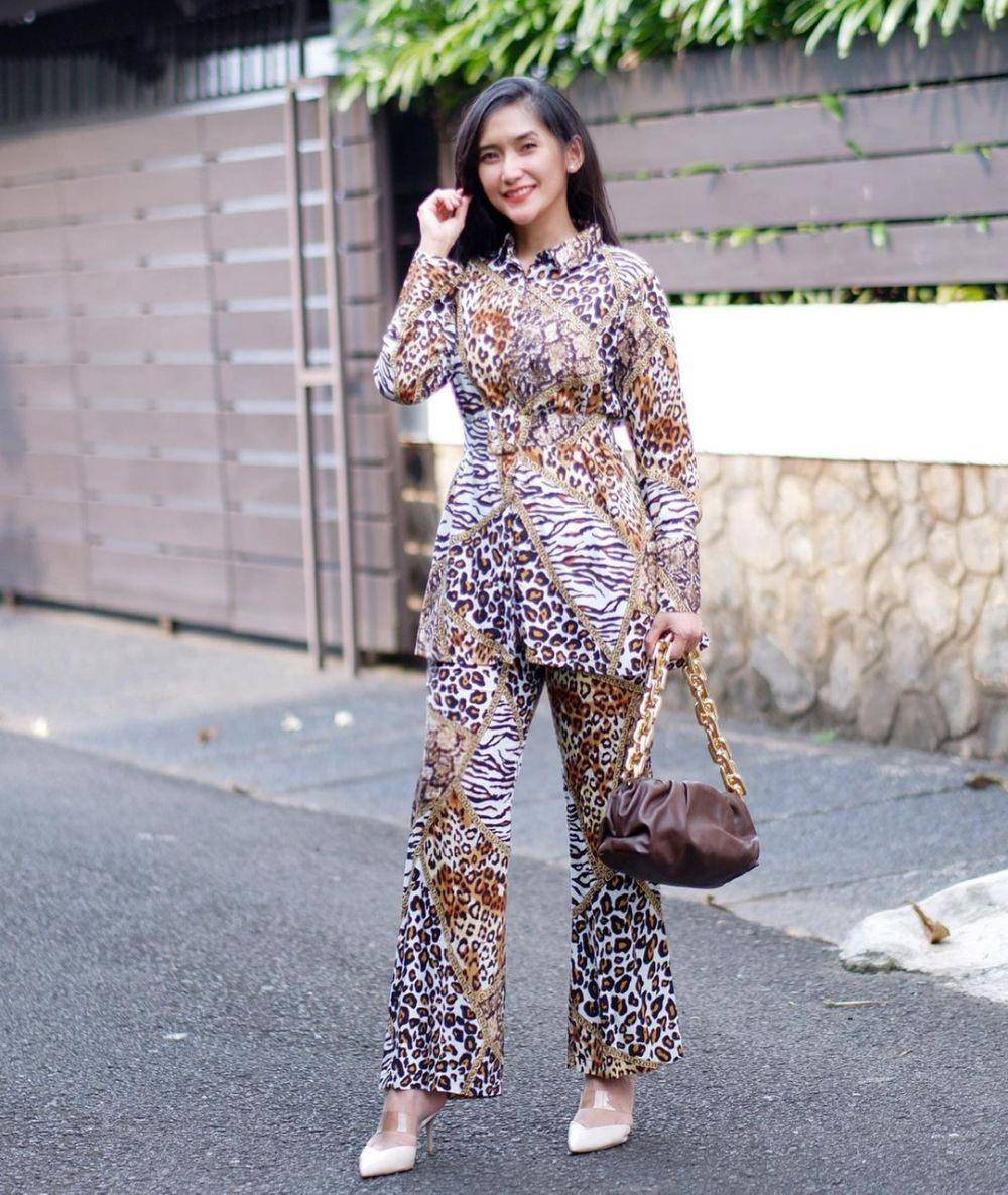 Zora Vidyanata (instagram.com/zoravidyanata/)