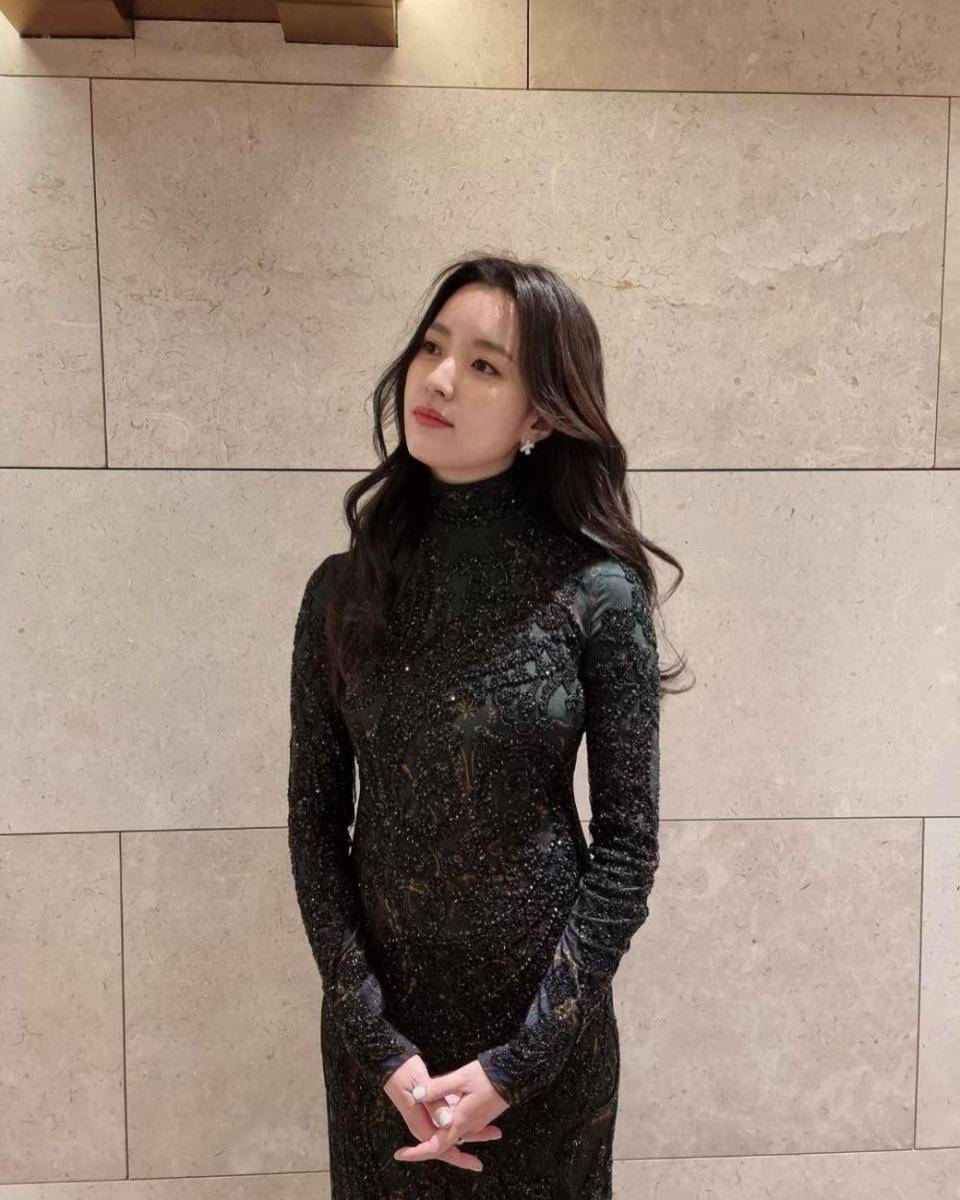 Han Hyo Joo (instagram.com/parkmanhyun)