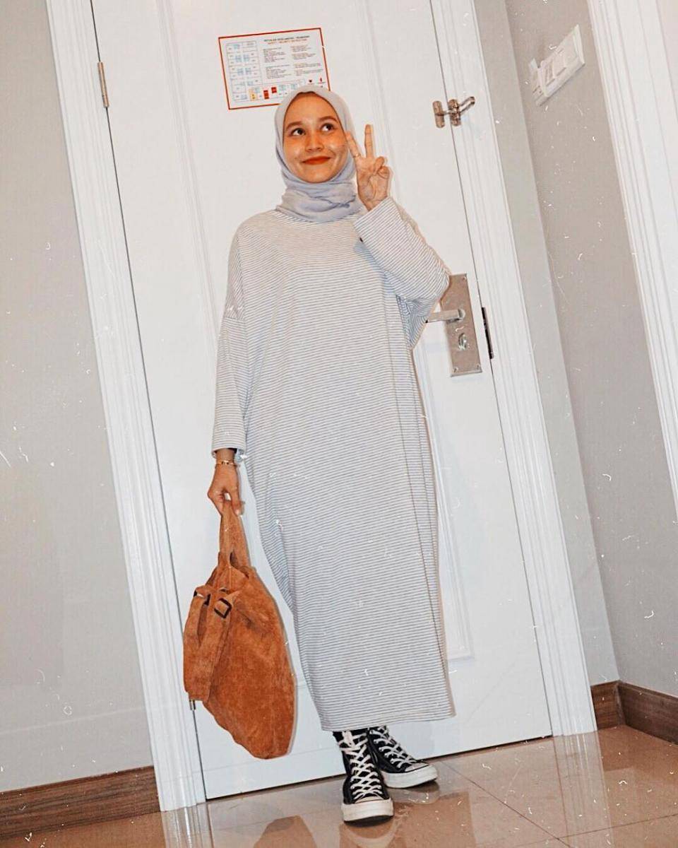 Outfit dress ala selebgram Chairunissa (instagram.com/nissachair)