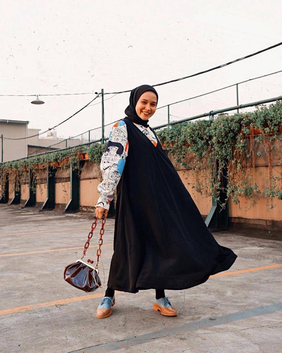 Outfit dress ala selebgram Chairunissa (instagram.com/nissachair)