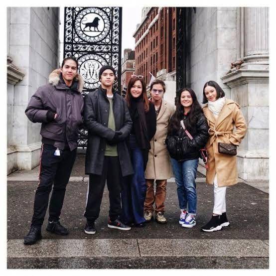 Dekat keluarga pacar (instagram.com/maiaestiantyreal)