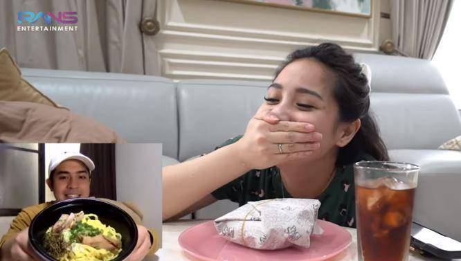 Nagita Slavina ngidam makanan Jepang (dok. youtube.com/Rans Entertainment)