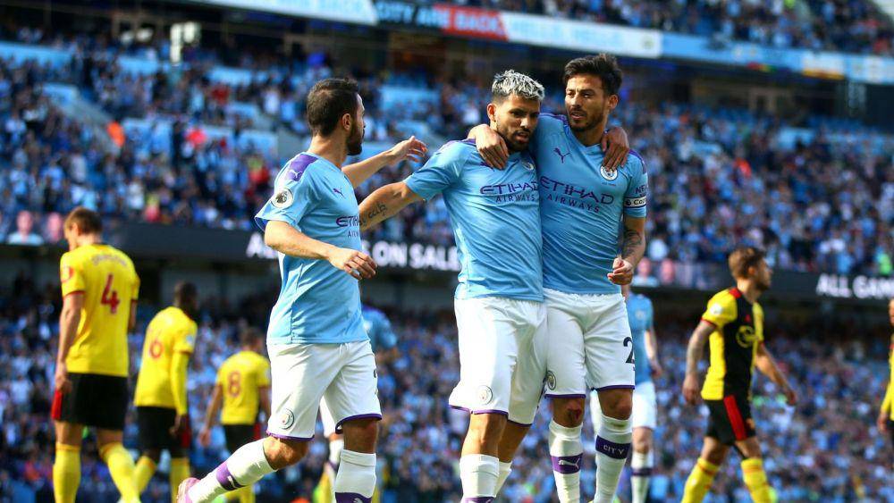 Bernardo Silva, Sergio Aguero, dan David Silva (skysports.com)
