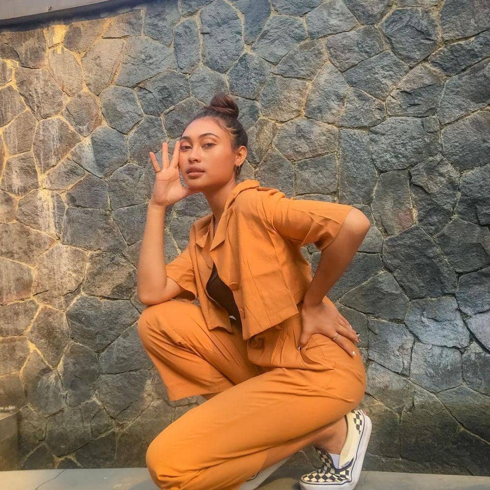 Novia Bachmid (instagram.com/noviabachmid)