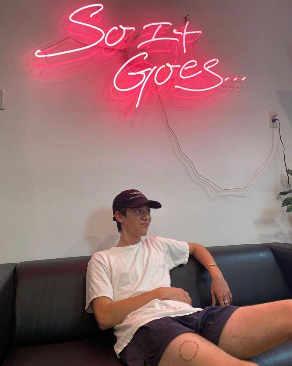 Griffin Gluck (instagram.com/griffingluck)