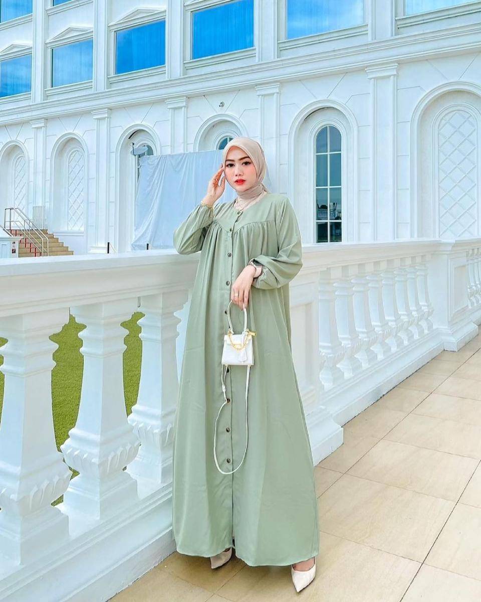 Yolla Anggita (instagram.com/yollaanggitaaa)