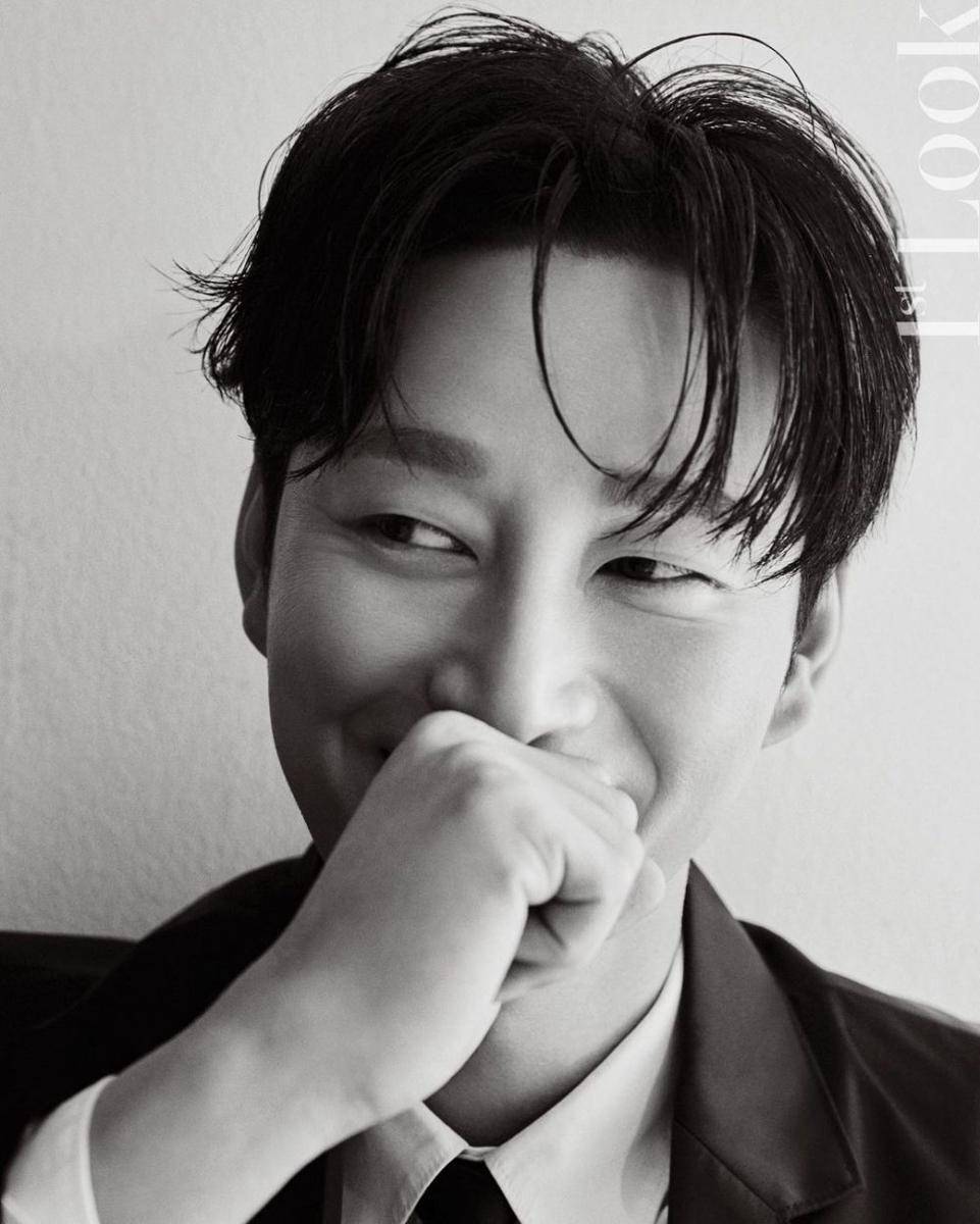Lee Hyun Wook (instagram.com/wook0617)