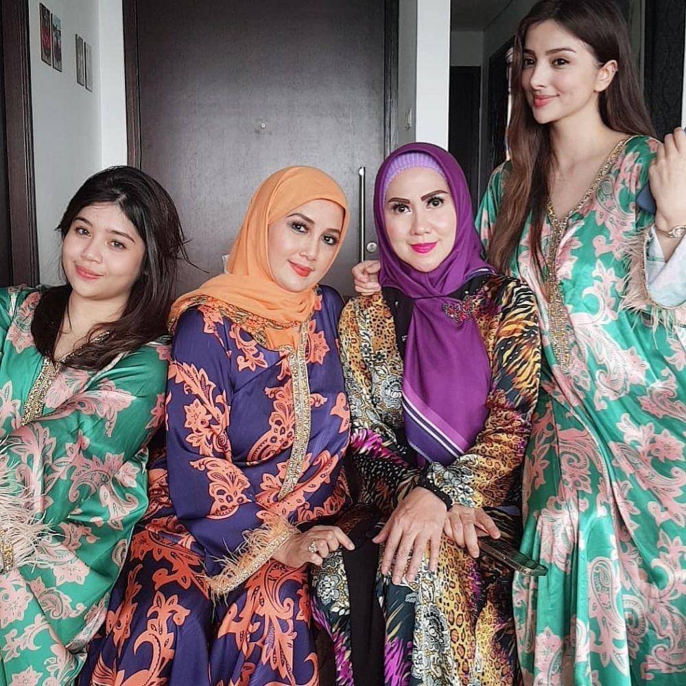 Potret kedekatan keluarga Verrel Bramasta dan Sarah Samantha (Instagram.com/milandinimc)