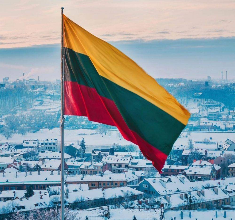 bendera Lituania (Instagram.com/afotoeu)