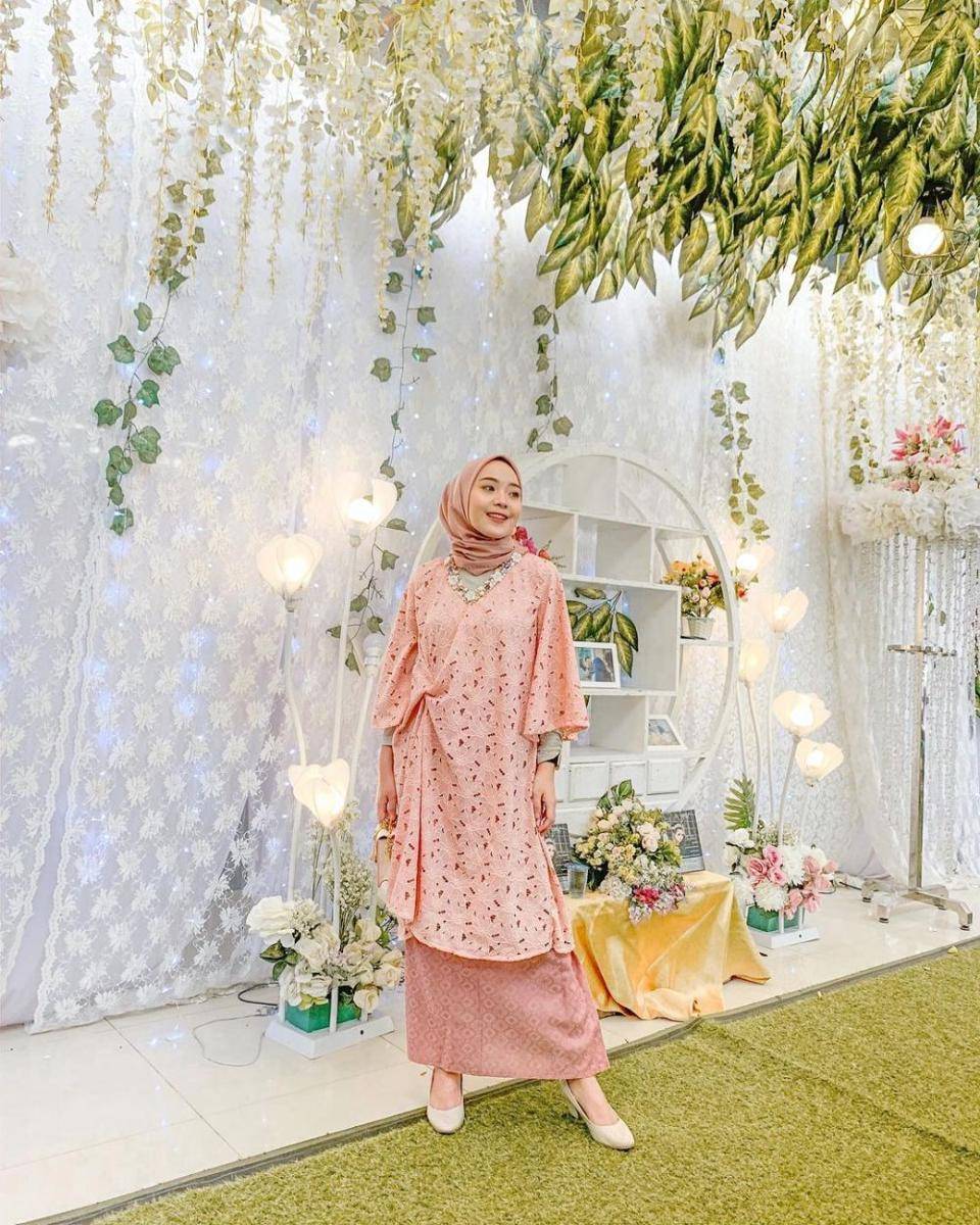 Putri Melati (instagram.com/putrimelatii)