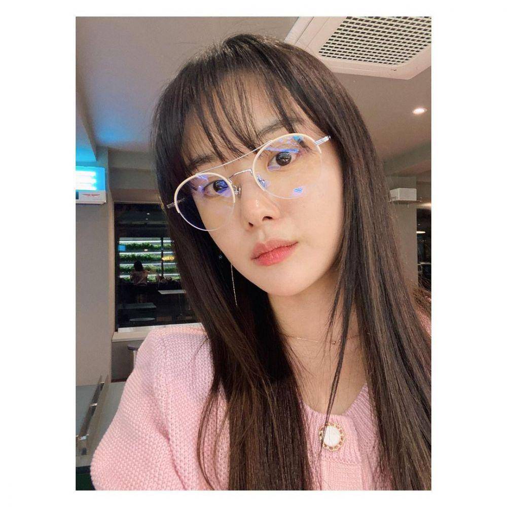 Song Ji Eun (instagram.com/bimil_jieun)