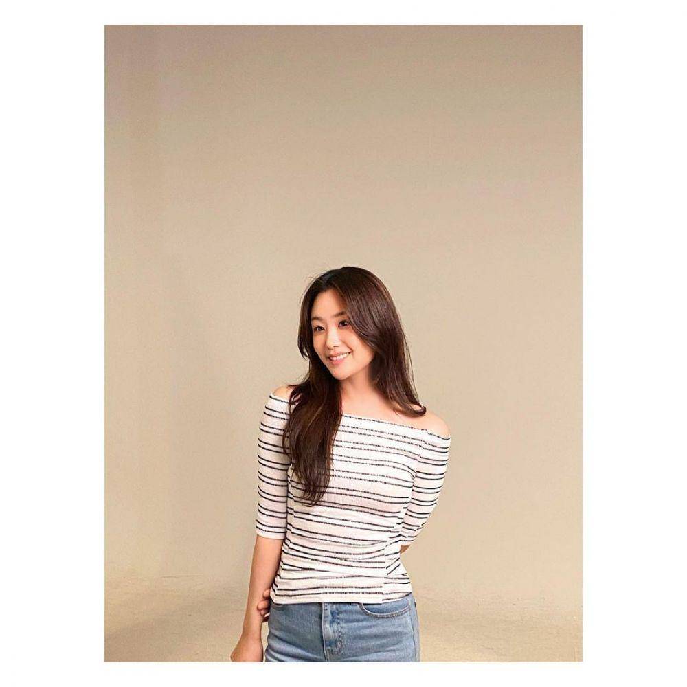 Song Ji Eun (instagram.com/bimil_jieun)