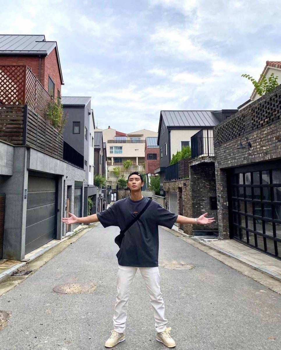 Park Seo Joon Comeback (Instagram.com/bn_sj2013)