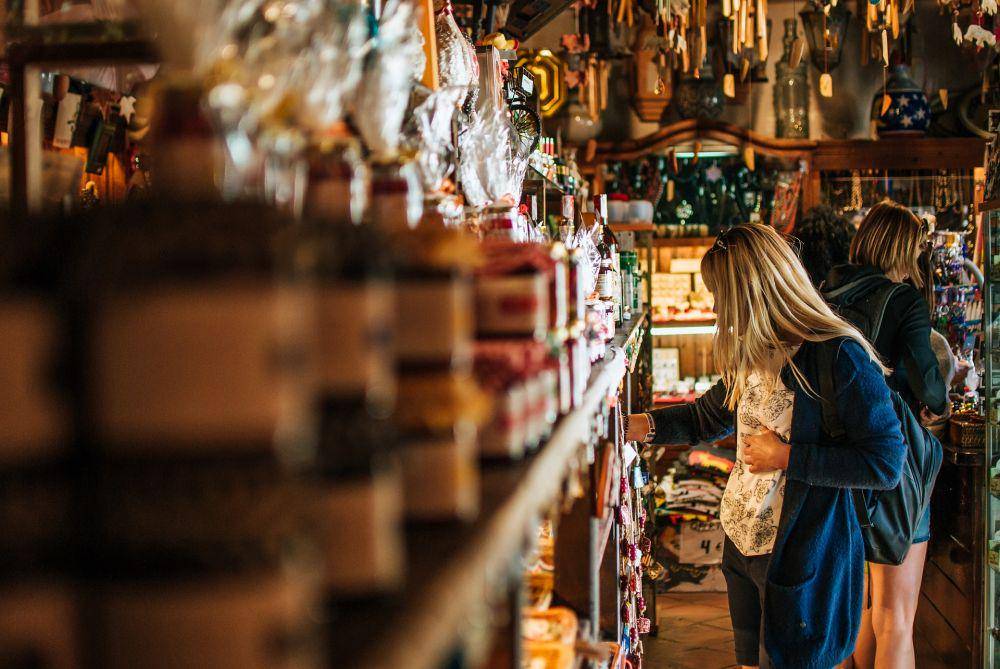 ilustrasi toko souvenir (pixabay.com/