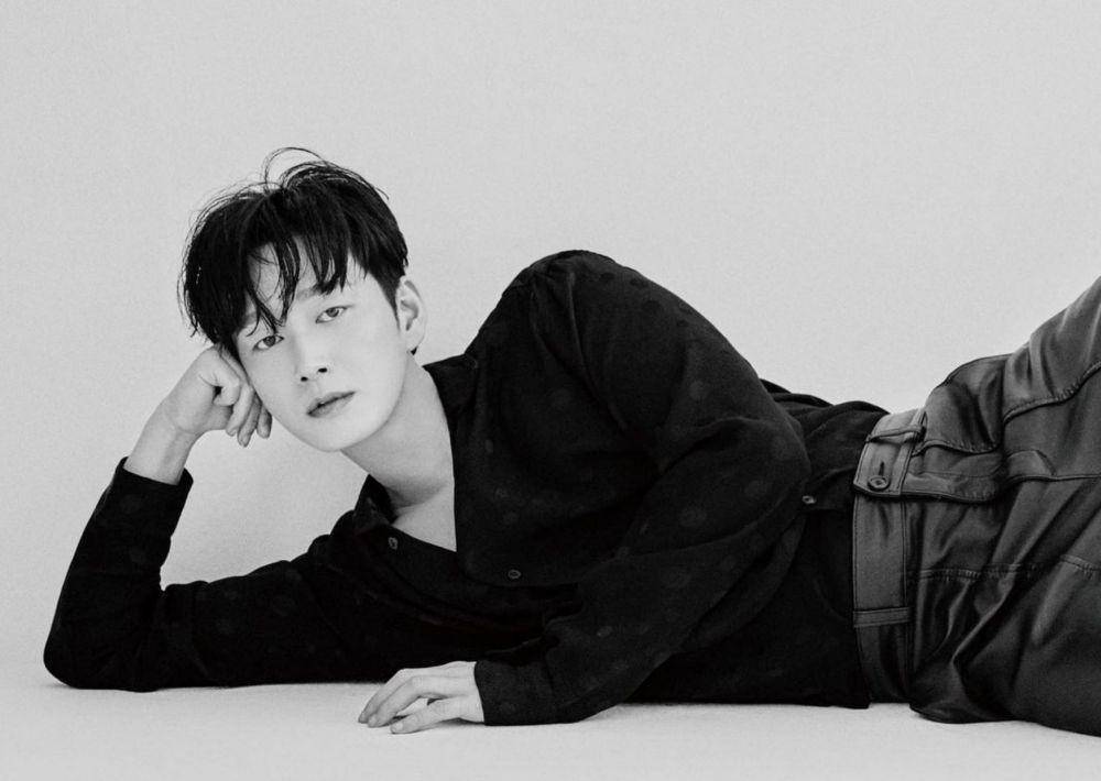 Lee Hyun Wook di 1st Look (instagram.com/wook0617)