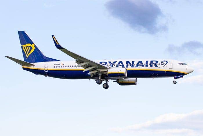 Belarusia Alihkan Rute Ryanair untuk Tangkap Aktivis Oposisi