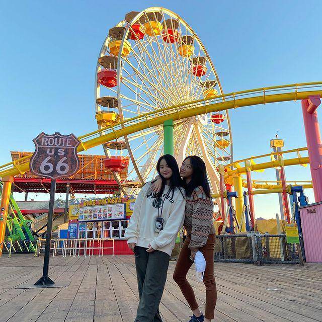 Euna Kim (instagram.com/euna102794)