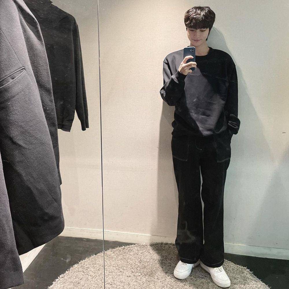 Hwang In Yeop (instagram.com/hi_high_hiy)