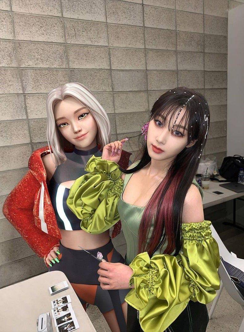 Potret Giselle aespa dengan rambut berponi (instagram.com/aespa_official)
