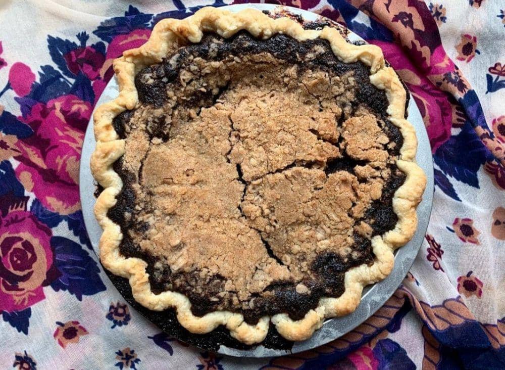 shoofly pie (Instagram.com/50pies50states)