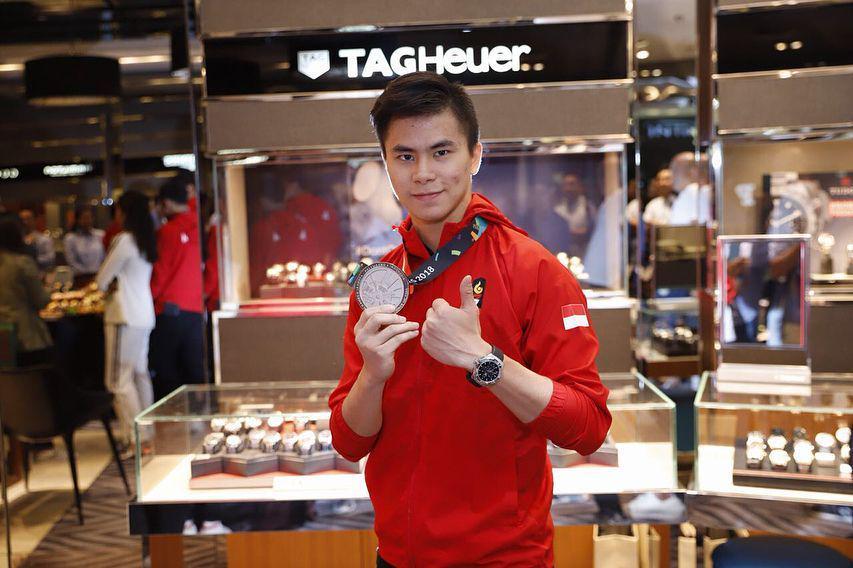 Cocok Jadi Aktor, 9 Potret Edgar Marvelo Atlet Wushu yang Manly Abis