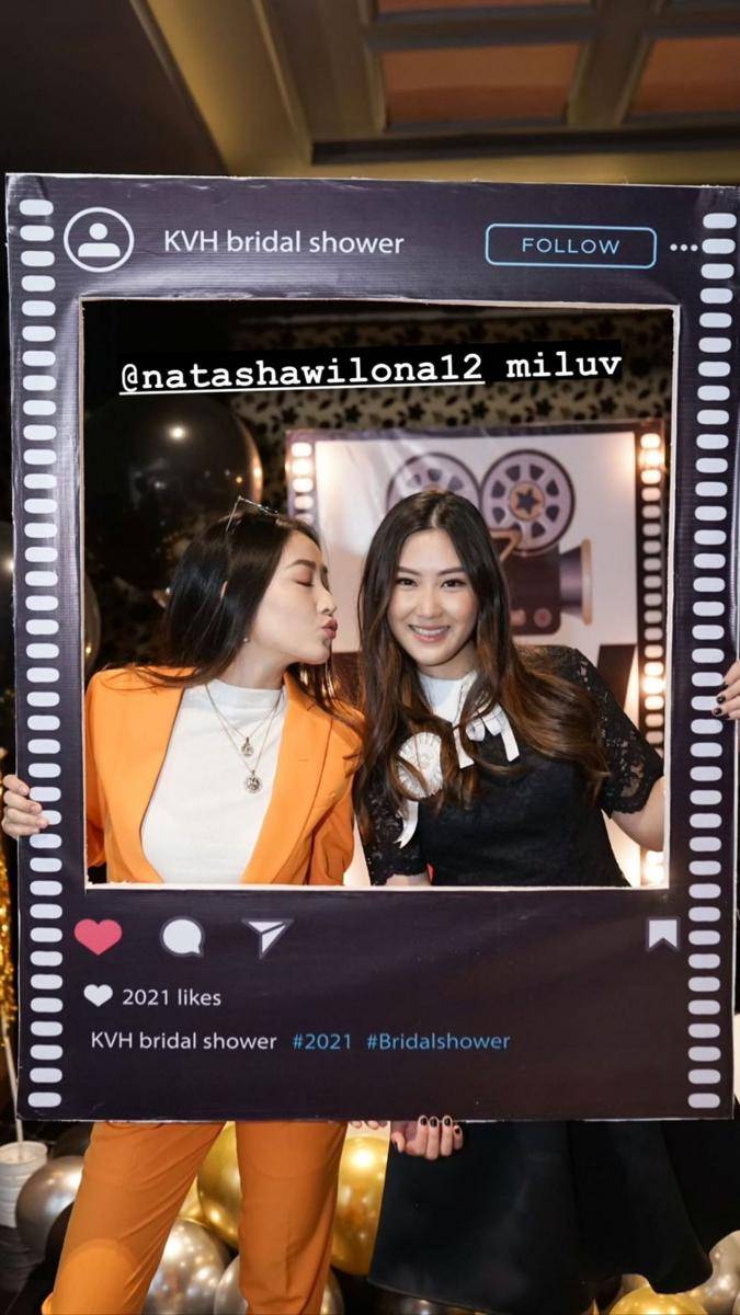 Natasha Wilona dan Karen Vendela (instagram.com/bellyiverzon)