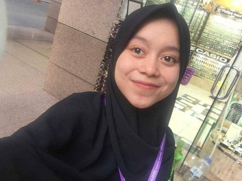 9 Potret Selfie Penyanyi Dangdut tanpa Makeup, Tetap PD!