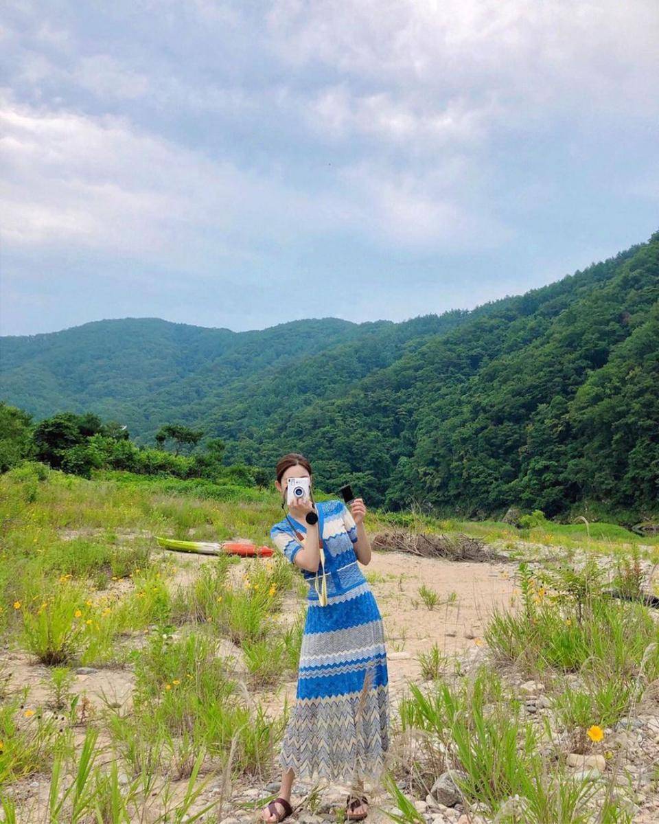 ootd feminin Lee Da In (instagram.com/xx__dain)